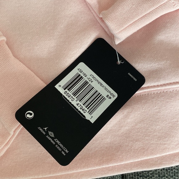 Girl's Jordan Jumpman x Nike Cropped Hoodie - NWT - Size 8-10 - Picture 5 of 6